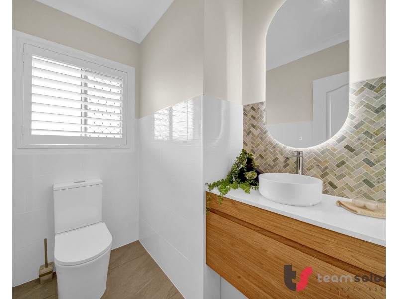 6 Mearl Court, Cleveland QLD 4163
