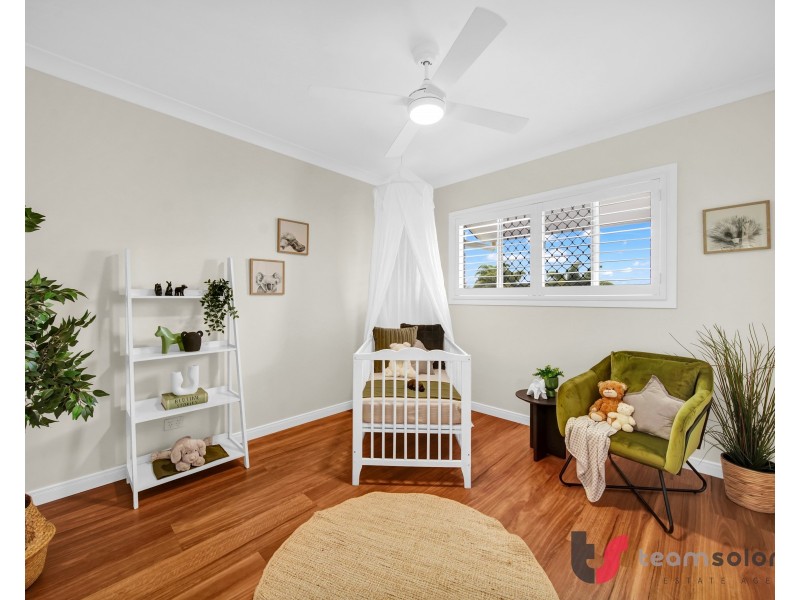 6 Mearl Court, Cleveland QLD 4163