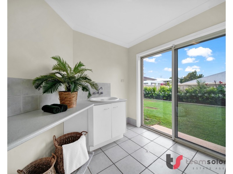 6 Mearl Court, Cleveland QLD 4163