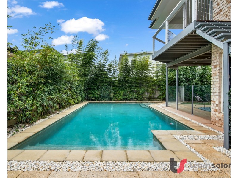 6 Mearl Court, Cleveland QLD 4163