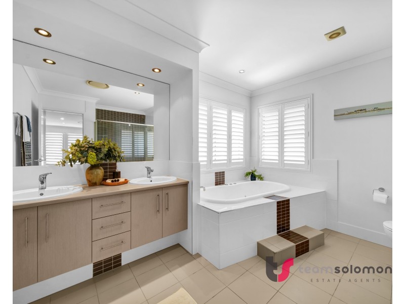 3 Hayman Street, Redland Bay QLD 4165