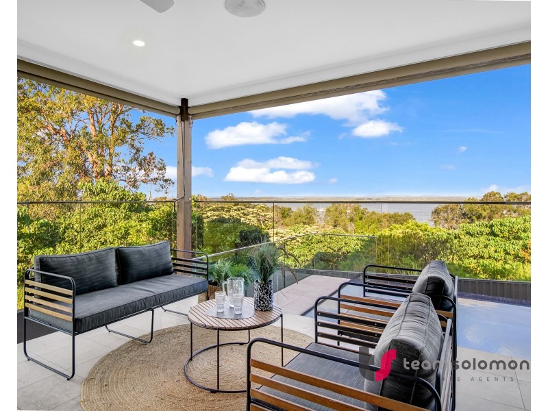 10 Wilson Esplanade, Redland Bay QLD 4165