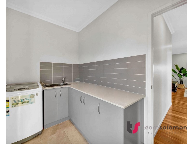 10 Wilson Esplanade, Redland Bay QLD 4165