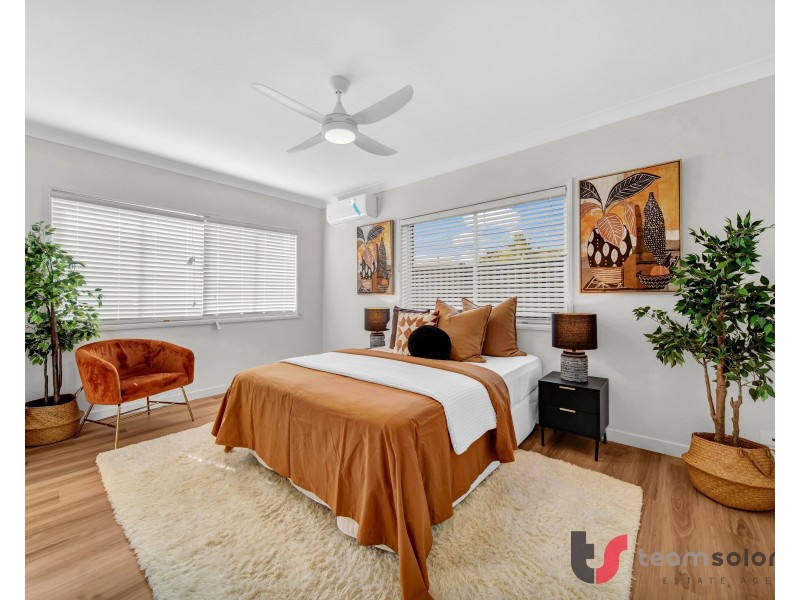 8 Anita Street, Redland Bay QLD 4165
