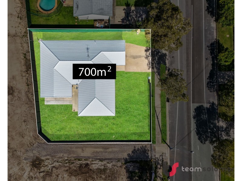 8 Anita Street, Redland Bay QLD 4165