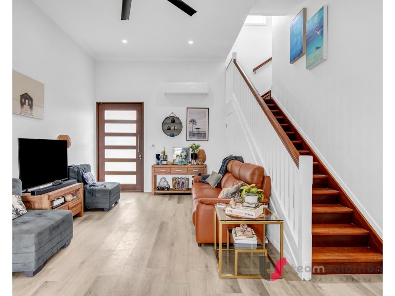 6 Holly Road, Victoria Point QLD 4165