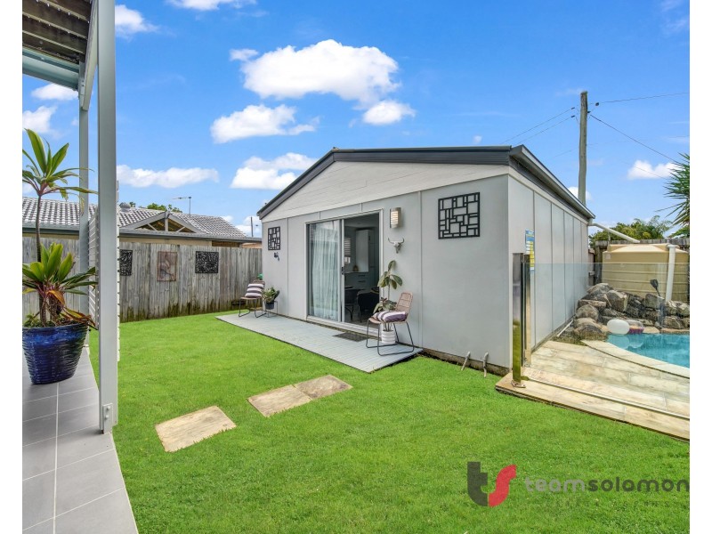 6 Holly Road, Victoria Point QLD 4165
