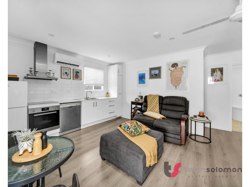 6 Holly Road, Victoria Point QLD 4165