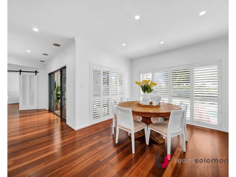 3 Wilson Esplanade, Redland Bay QLD 4165