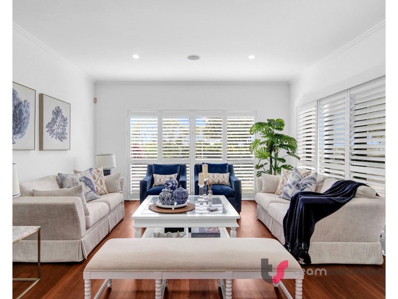 3 Wilson Esplanade, Redland Bay QLD 4165