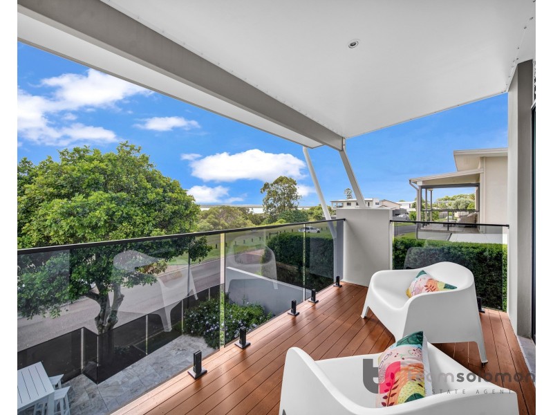 3 Wilson Esplanade, Redland Bay QLD 4165