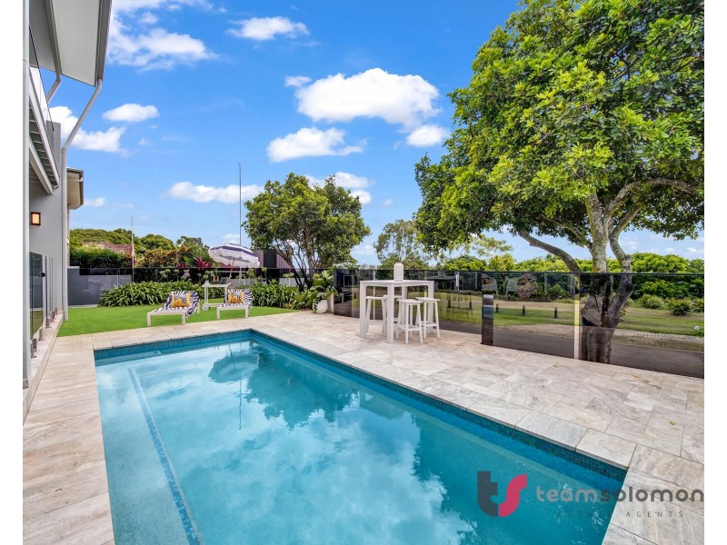 3 Wilson Esplanade, Redland Bay QLD 4165
