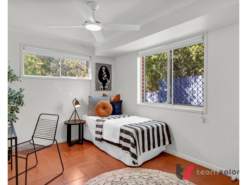 9 Majestic Court, Regents Park QLD 4118