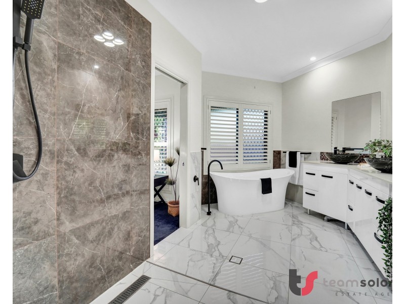 13 Watervale Drive, Redland Bay QLD 4165
