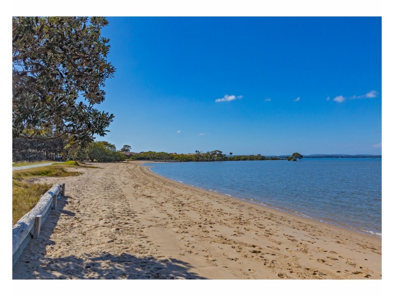 105/333 Colburn Avenue, Victoria Point QLD 4165