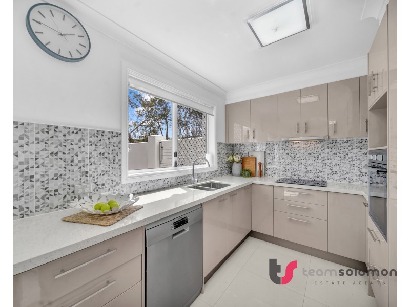 26/100 Cotlew Street East, Southport QLD 4215