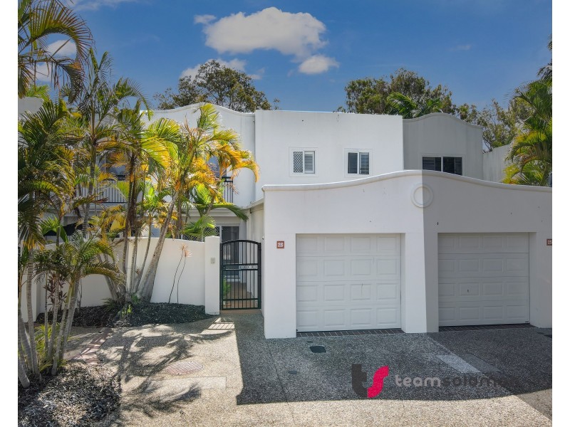 26/100 Cotlew Street East, Southport QLD 4215
