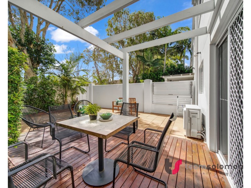 26/100 Cotlew Street East, Southport QLD 4215