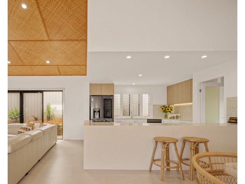 44 Attenborough Circuit, Redland Bay QLD 4165