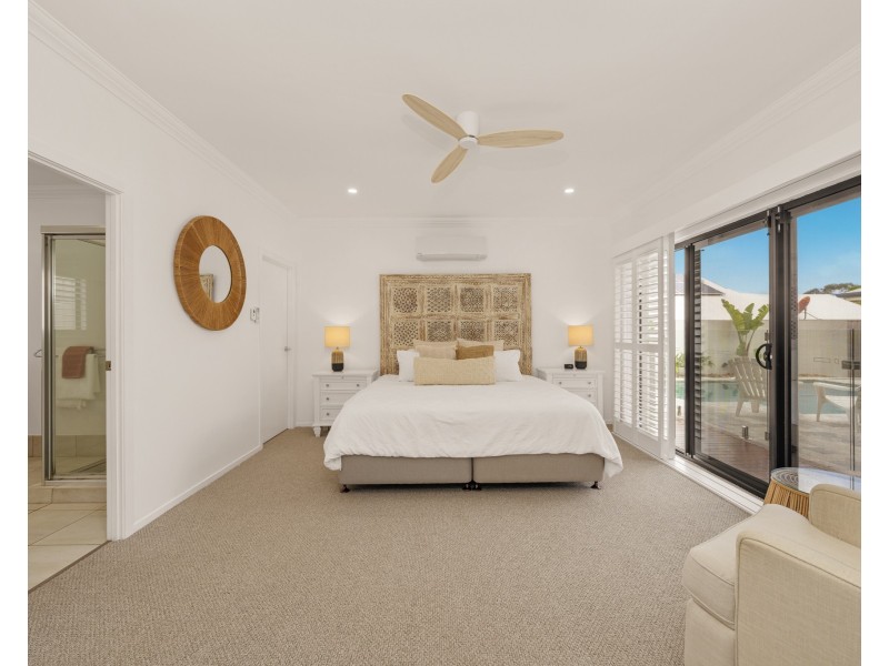 44 Attenborough Circuit, Redland Bay QLD 4165