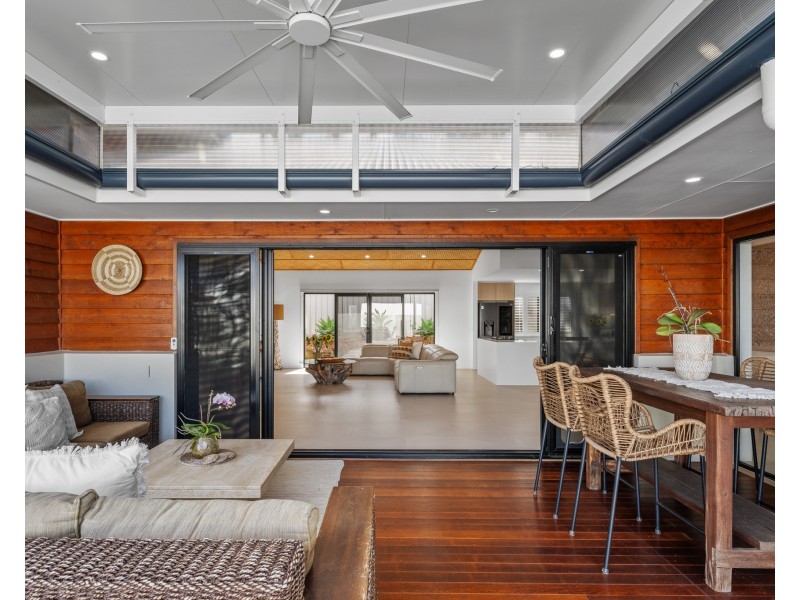 44 Attenborough Circuit, Redland Bay QLD 4165