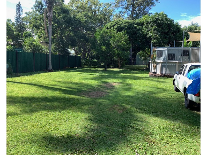 3-5 Eprapah Street, Coochiemudlo Island QLD 4184
