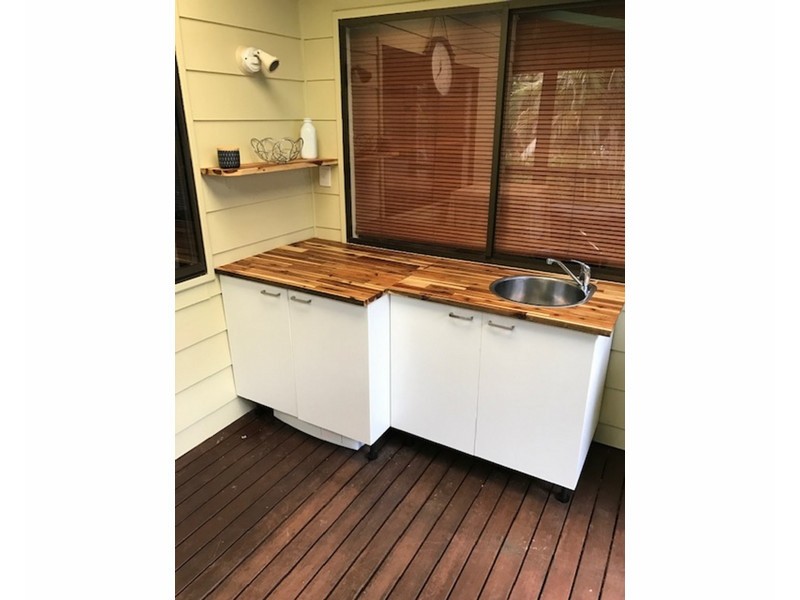3-5 Eprapah Street, Coochiemudlo Island QLD 4184