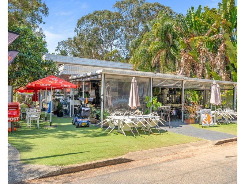 3 Carefree Street, Coochiemudlo Island QLD 4184