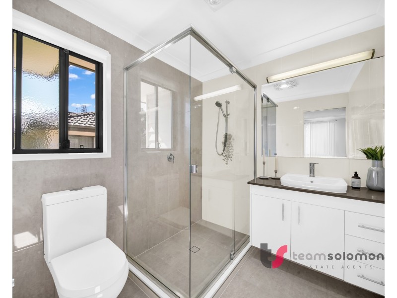 4/8 Bond Street, Cleveland QLD 4163