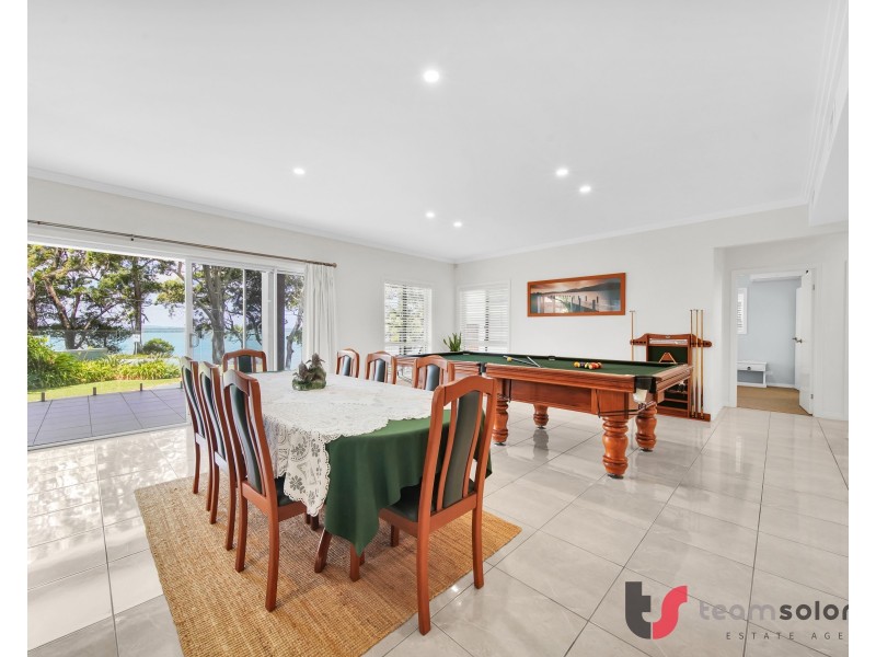 21 Gray Street, Redland Bay QLD 4165