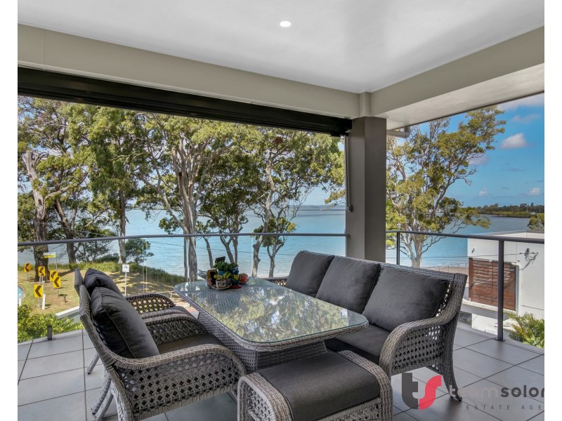 21 Gray Street, Redland Bay QLD 4165