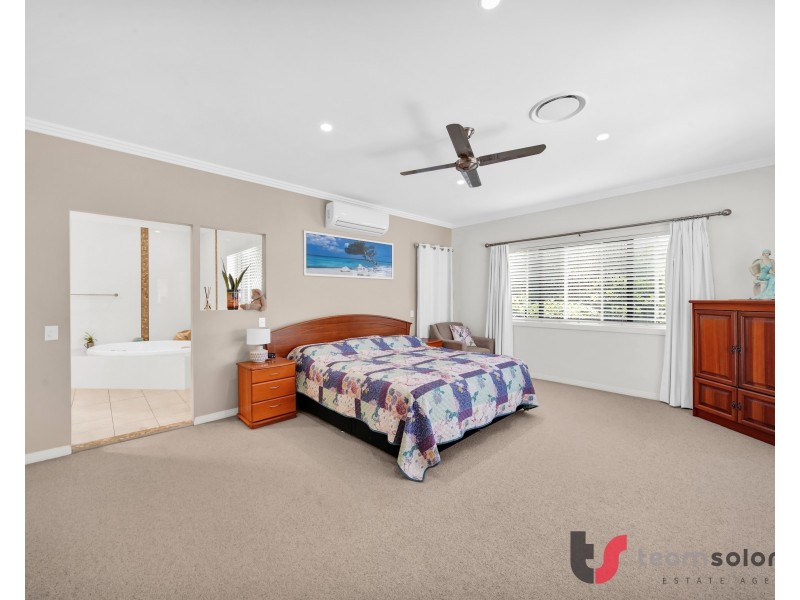 21 Gray Street, Redland Bay QLD 4165