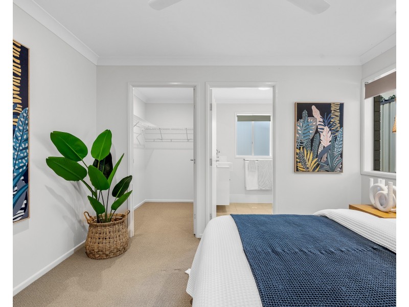 104a Benfer Road, Victoria Point QLD 4165