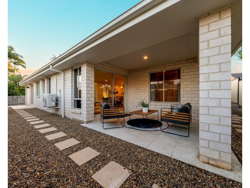 104a Benfer Road, Victoria Point QLD 4165