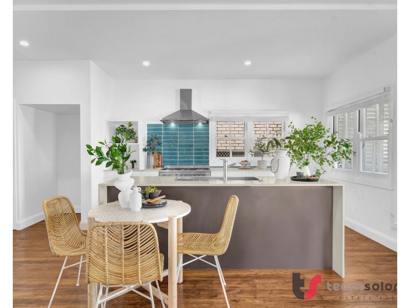 49 Waterloo Esplanade, Wynnum QLD 4178