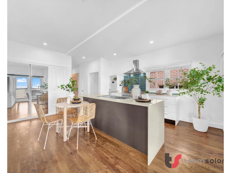 49 Waterloo Esplanade, Wynnum QLD 4178