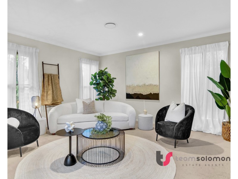 19 Shoreline Avenue, Redland Bay QLD 4165