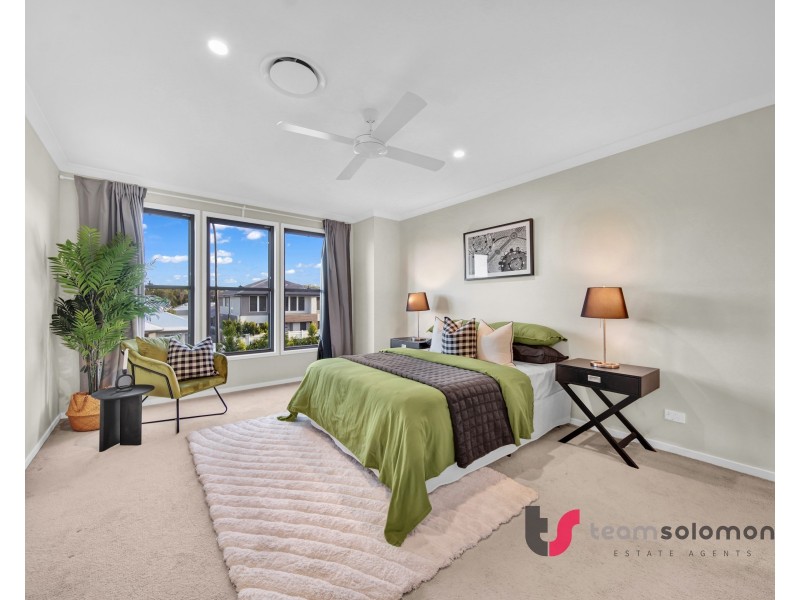 19 Shoreline Avenue, Redland Bay QLD 4165