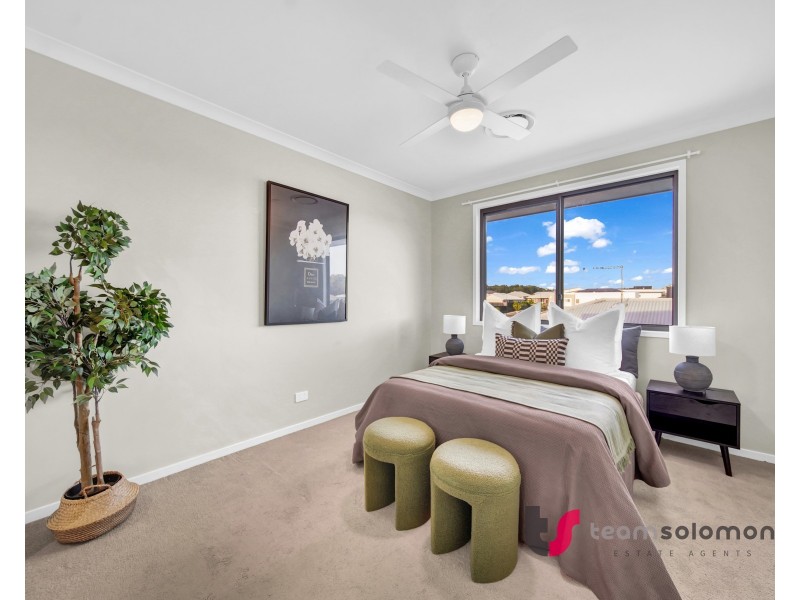 19 Shoreline Avenue, Redland Bay QLD 4165