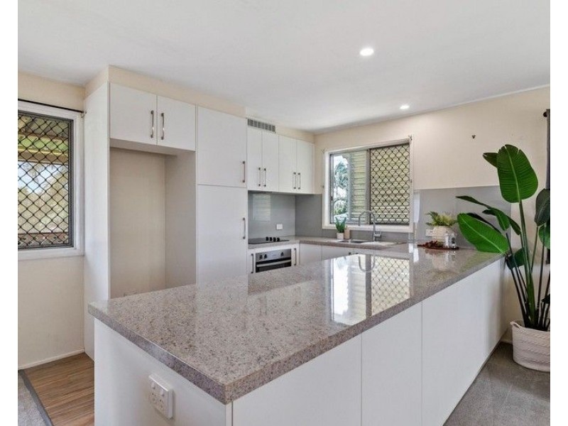 10 Quentin Street, Capalaba QLD 4157