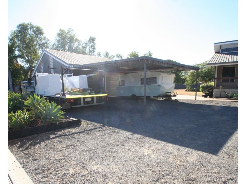 29 Pritchard Road, Emerald QLD 4720