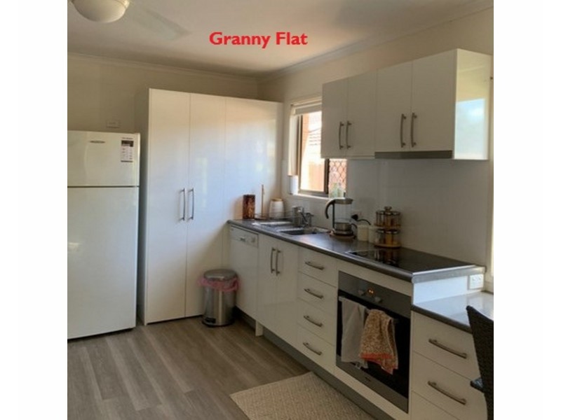 4B Tanderra Street, Cleveland QLD 4163