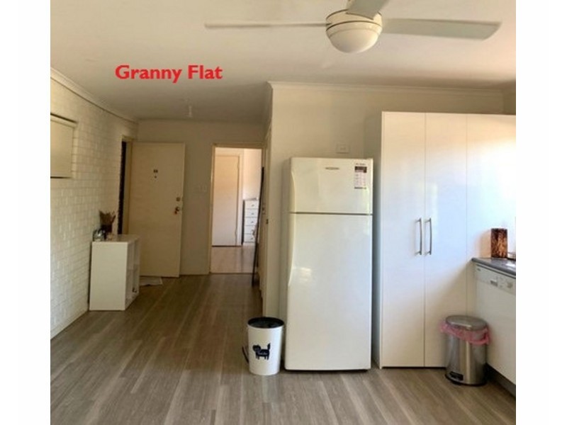 4B Tanderra Street, Cleveland QLD 4163