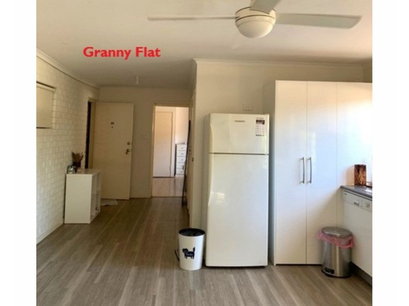 4a and 4b Tanderra Street, Cleveland QLD 4163