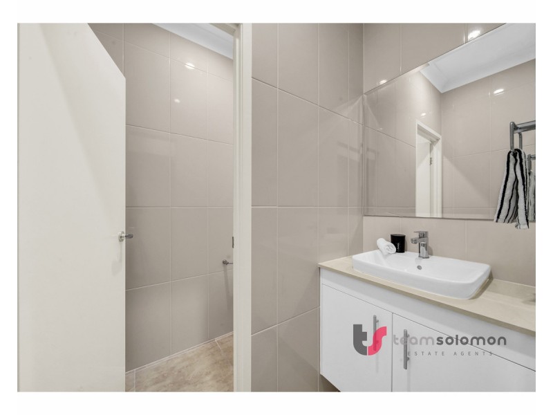 4/8 Bond Street, Cleveland QLD 4163