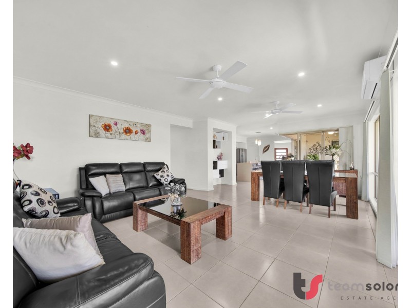 13 Maree Place, Redland Bay QLD 4165