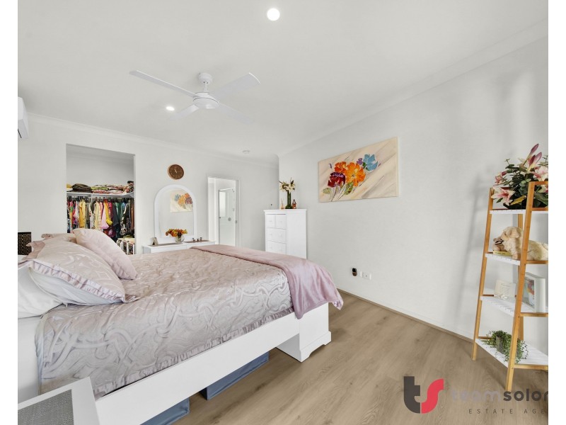 13 Maree Place, Redland Bay QLD 4165