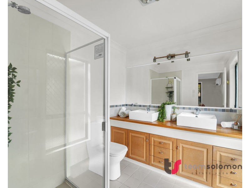 3 Hilary Avenue, Redland Bay QLD 4165