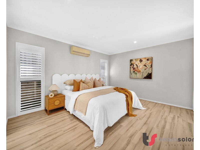 13 Bridgewater Crs, Redland Bay QLD 4165