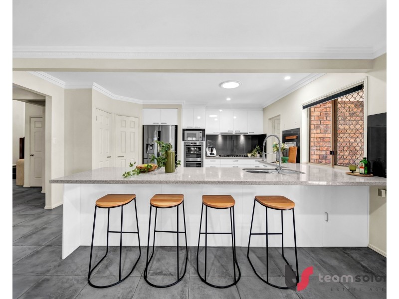 59 Bunker Road, Victoria Point QLD 4165